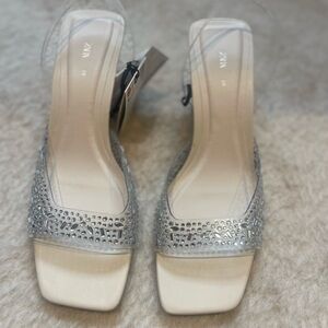 Zara size 39 New With Tags